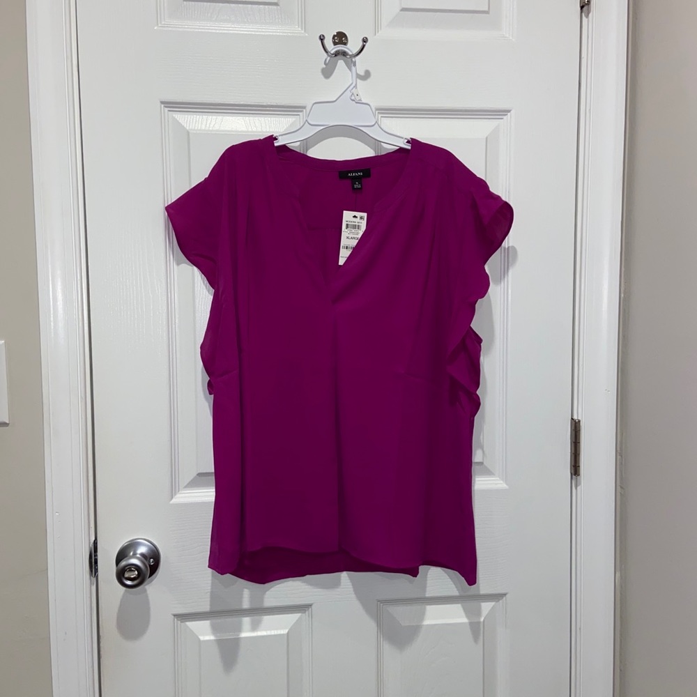 Women’s Brand New Alfani Blouse